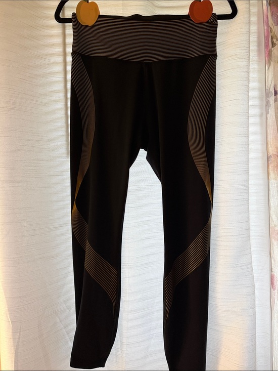 Victoria's Secret Pants - Victoria's Secret Black leggings with Subtle Gold Stripe Accents
